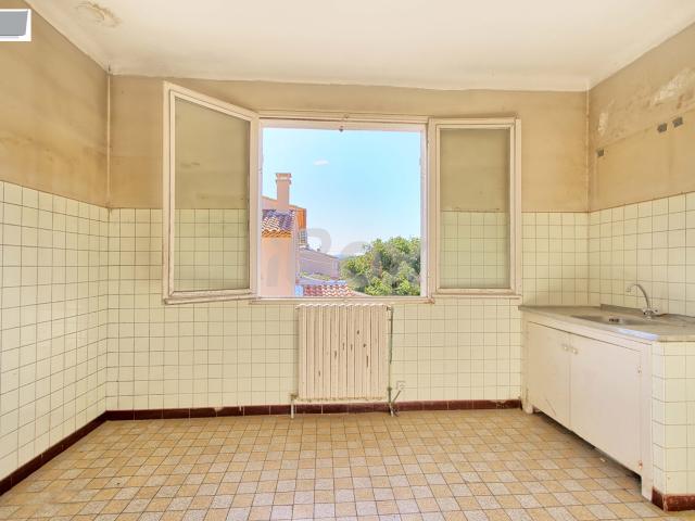 Le Pradet, Maison 135,20M2 en 2 appartements, garage, remise, parcelle 526M2