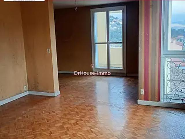 Le Puy en Velay 43000 Achat / Vente appartement 5 pièces t5 au dernier étage