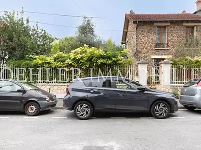 Le Raincy 93340 Achat / Vente maison 3 pièces t3 au dernier étage parking