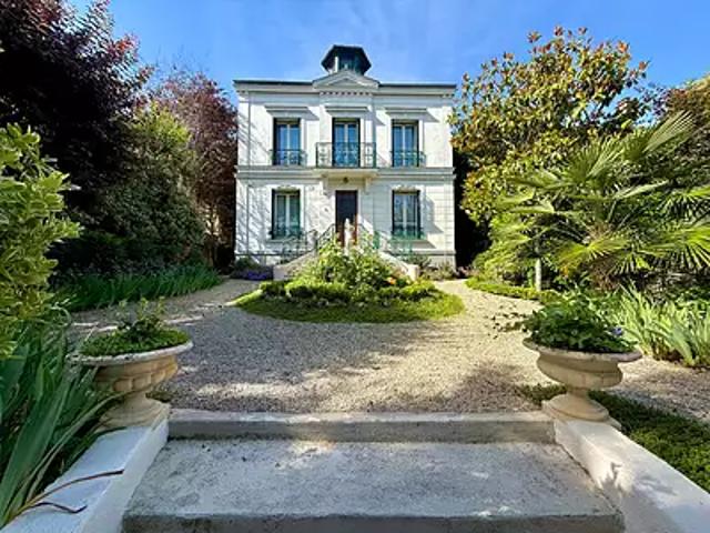 Le Raincy 93340 Achat / Vente maison 8 pièces t8 au dernier étage terrasse