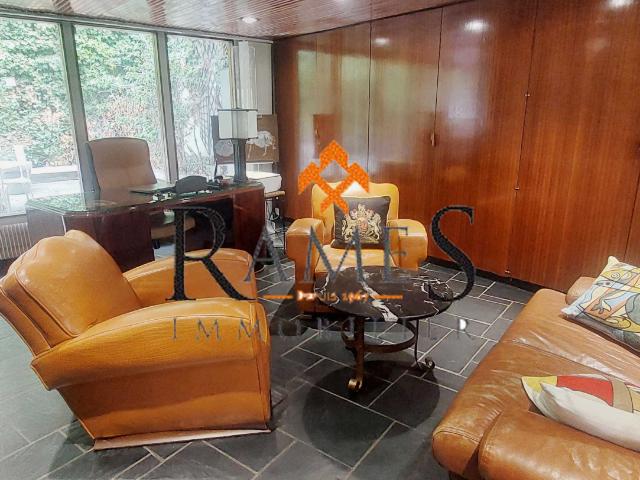 LE RAINCY Secteur Chatrian Maison d'Architecte 5 chambres Terrain 344 m2