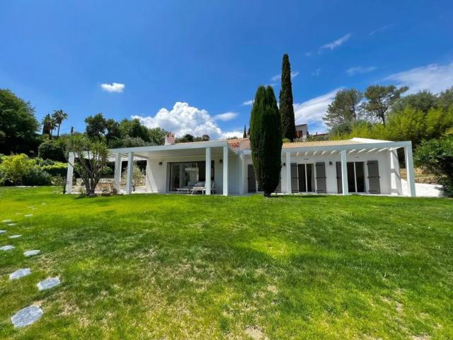 Le ROURET Villa 6 pièces avec piscine et jardin