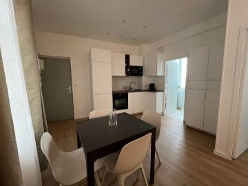 Le Saint Barth Charming apartment in Lyon 5, Lyon Amsterdam Apartments for Rent