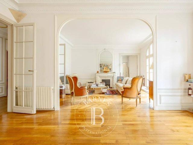 Le service location de la Maison BARNES vous propose ce bien