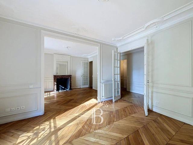 Le service location de la Maison BARNES vous propose ce bien