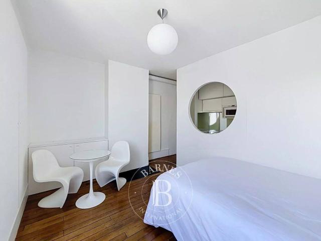 Le service location de la maison BARNES vous présente ce bien