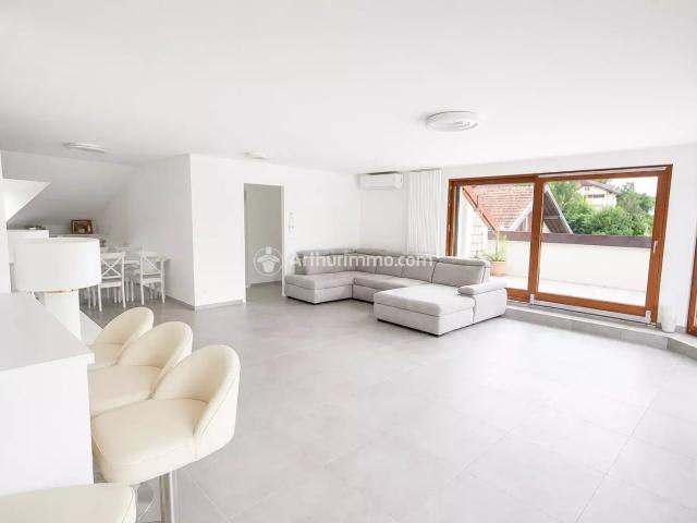 Le seul attique de la résidence. Un art de vivre. 120m² Evian les Bains