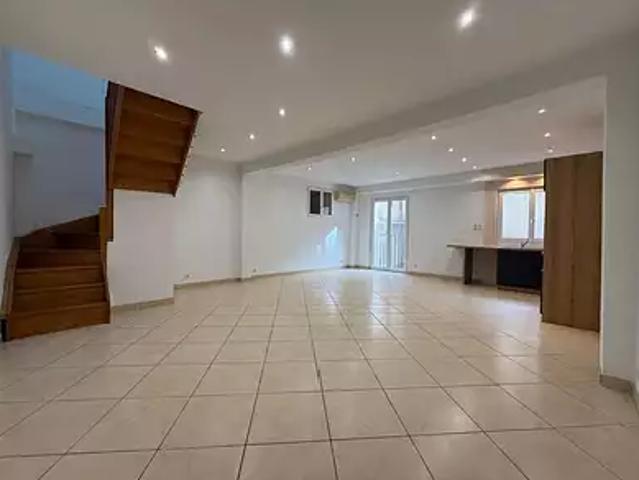 Le Soler 66270 Location appartement 4 pièces t4 au dernier étage