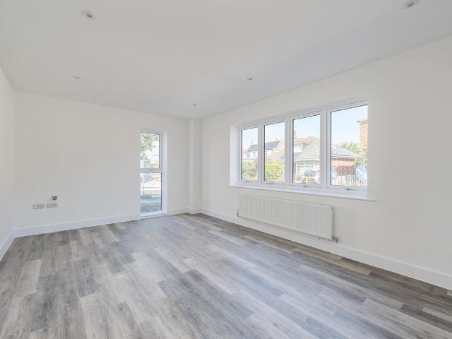 Lemanis Close, New Romney TN28, 3 bed semi detached house to rent, £1,775 pcm | PrimeLocation
