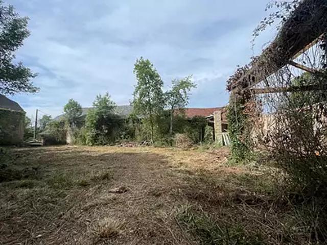 Lembeye 64350 Achat / Vente maison 5 pièces t5 au dernier étage jardin
