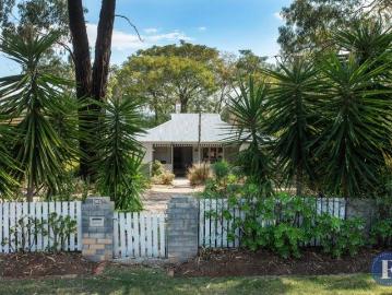 Lemon Gum Cottage