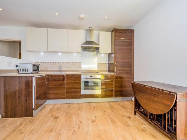 Lemonade Building, Barking, IG11 2 bed apartment to rent £1,850 pcm £427 pw