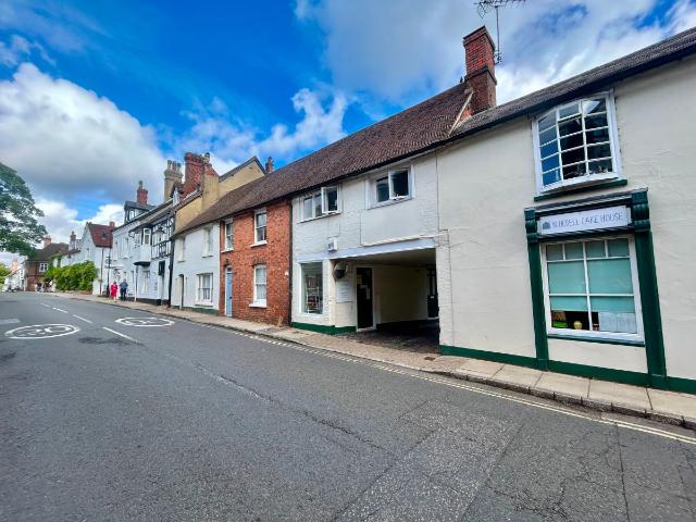 Lenten Street, Alton GU34, 1 bed maisonette to rent, £1,100 pcm | PrimeLocation