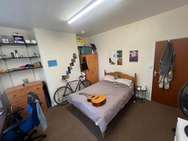 Lenton Boulevard, Nottingham, Nottinghamshire NG7, 5 bed shared accommodation to rent, £2,167 pcm | PrimeLocation
