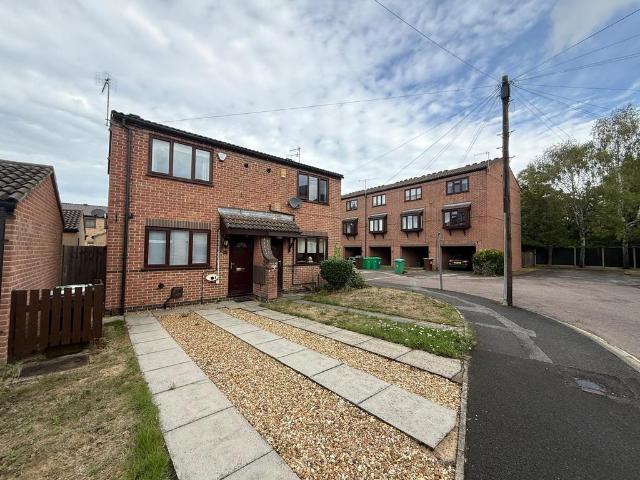 Lenton Manor, Nottingham, NG7 2 bed house to rent £1,000 pcm £231 pw