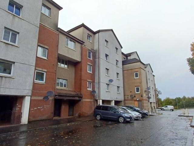 Lenzie Way, Glasgow G21, 2 bed flat to rent, £880 pcm | PrimeLocation