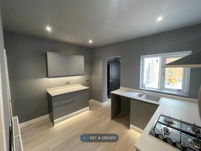 Lenchville, Kidderminster DY10, 3 bed terraced house to rent, £1,050 pcm | PrimeLocation