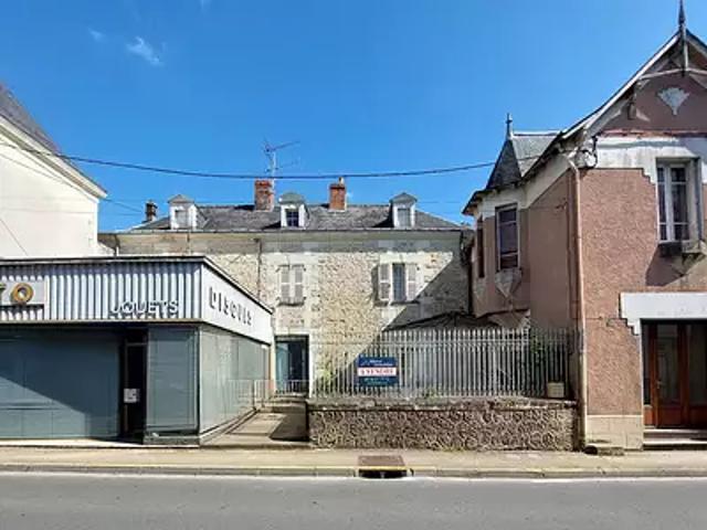 Lencloître 86140 Achat / Vente maison 8 pièces t8 terrasse