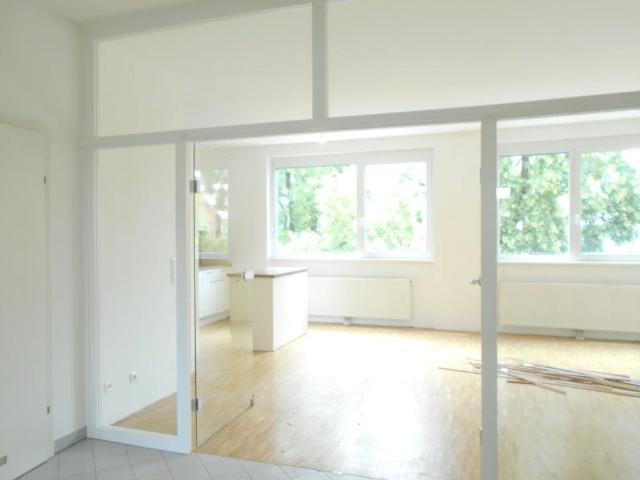 LENDPLATZ sonnige, sanierte 3ZI, TG