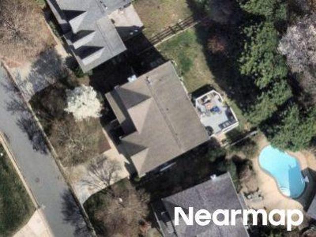 Lenhart Dr