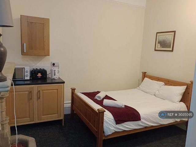 Lennard Road, Folkestone, CT20 1 bed in a house share to rent £600 pcm £138 pw