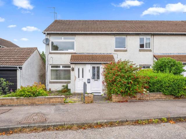 Lennox Gardens, Linlithgow, EH49 2 bed flat to rent £1,000 pcm £231 pw