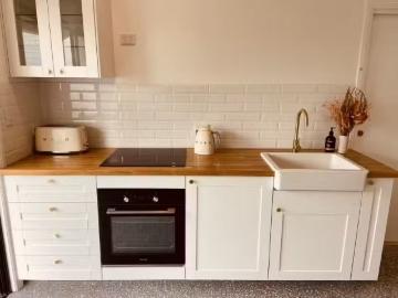 LENNOX HEAD Apartment for rent Listed by Property Now of Prop.