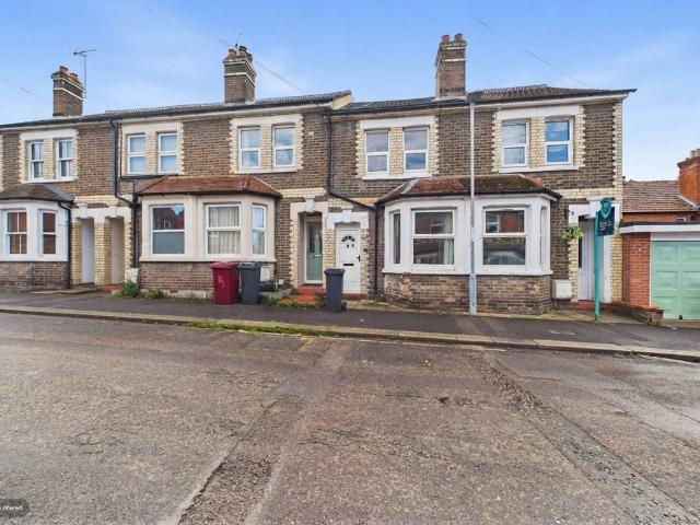 Lennox Road, Reading, Berkshire RG6, 4 bed terraced house to rent, £1,700 pcm | PrimeLocation