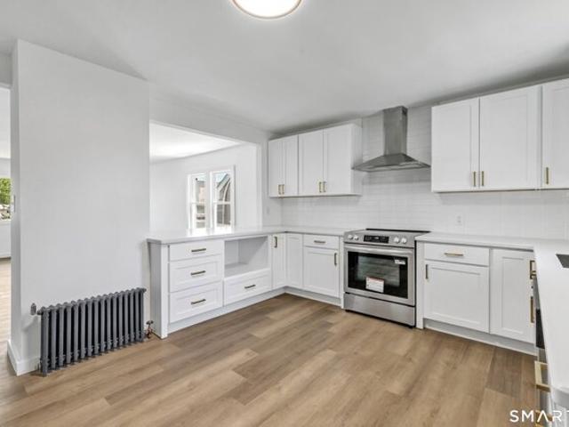 Lenox Ave, Stratford, Home For Sale