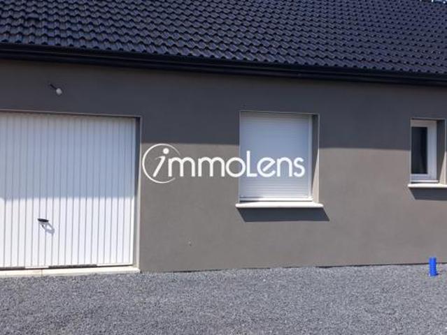 LENS Location meublée Plain pied 80m2 2 chambres garage