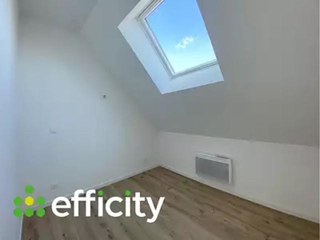 Lens 62300 Achat / Vente appartement 4 pièces t4 au dernier étage cave