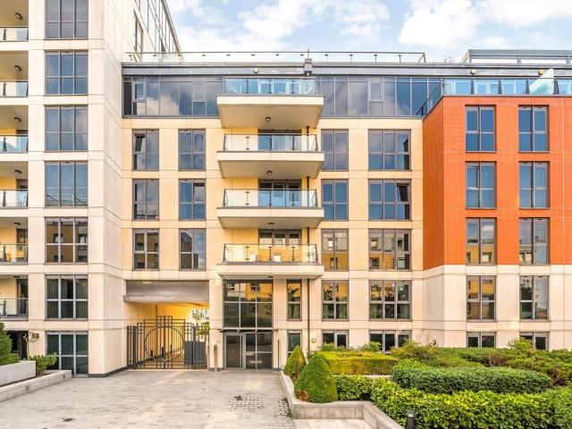 Lensbury Avenue, London SW6 3 bed flat to rent £6,500 pcm £1,500 pw