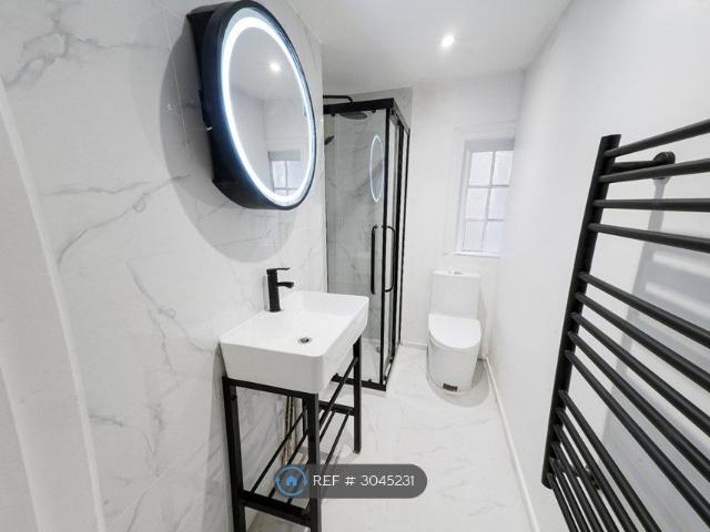 Lenside Apartments, Maidstone ME15, 1 bed flat to rent, £1,100 pcm | PrimeLocation