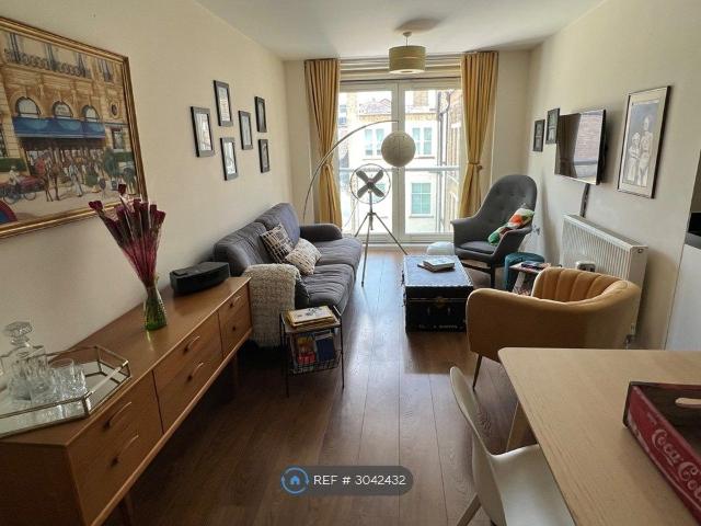 Leonard Street, London EC2A, 2 bed flat to rent, £3,400 pcm | PrimeLocation