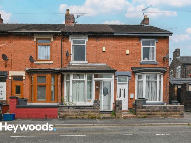 Leonard Street, Stoke On Trent, ST6 2 bed terraced house to rent £750 pcm £173 pw