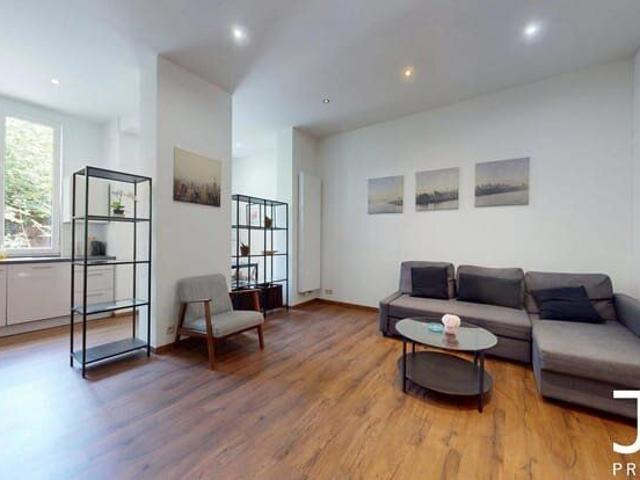 Leopold Park – Furnished One Bedroom Apartment