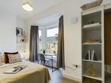 Leopold Road 4 bed house share to rent £2,372 pcm £547 pw