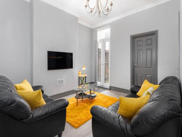 Leopold Road, Kensington Fields. 3 bed house share to rent £1,807 pcm £417 pw
