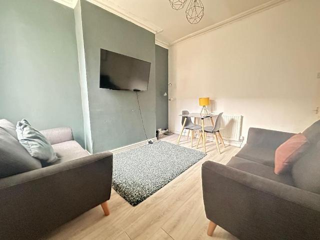 Leopold Road, Kensington, Liverpool 4 bed terraced house to rent £1,993 pcm £460 pw