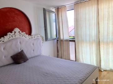 Leopoldsdorf bei Wien Einfamilienhaus mit viel Platz, 5 Zimmer, Garten, Poolanschluss, 4 Parkplätze!