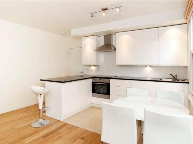 Leather Lane, London EC1N, 1 bed flat to rent, £2,295 pcm | PrimeLocation