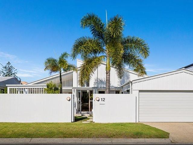 Leave the Car at Home, Walk to Nobby Beach, Walk to the Tram, Walk to School