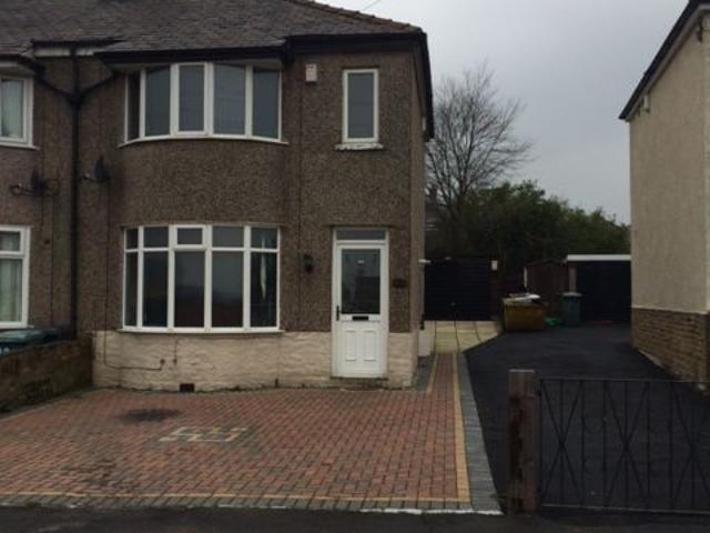 Leaventhorpe Lane, Bradford BD8, 3 bed semi detached house to rent, £1,000 pcm | PrimeLocation