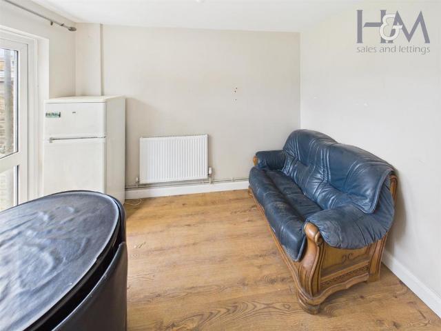 Leaves Spring, Stevenage. 4 bed house share to rent £2,500 pcm £577 pw