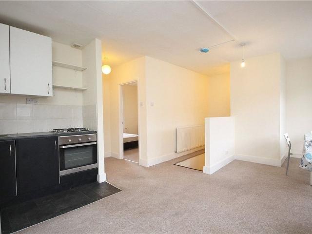 Leavesden Road, Watford, Hertfordshire, WD24 5EG