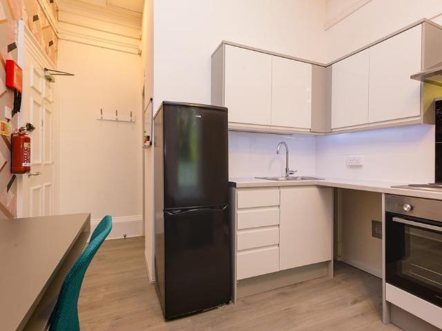 Leazes Terrace, Newcastle upon Tyne NE1 Studio to rent £880 pcm £203 pw