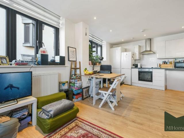Lea Bridge Road, London E10, 1 bed flat to rent, £1,625 pcm | PrimeLocation