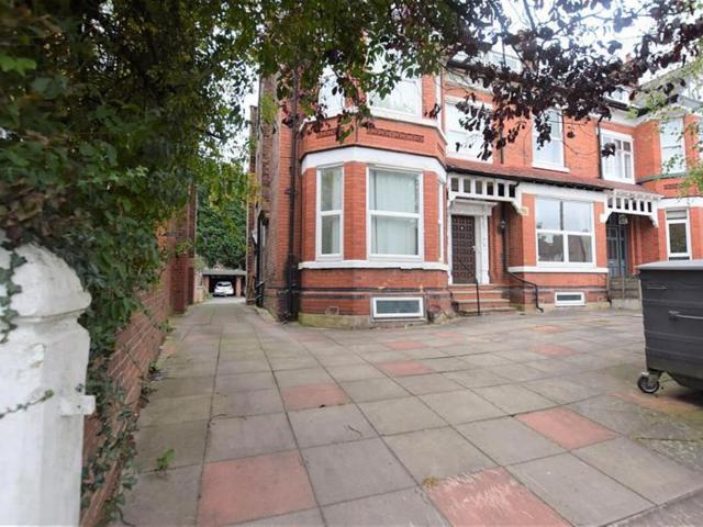 Lea Road, Stockport, Apartment