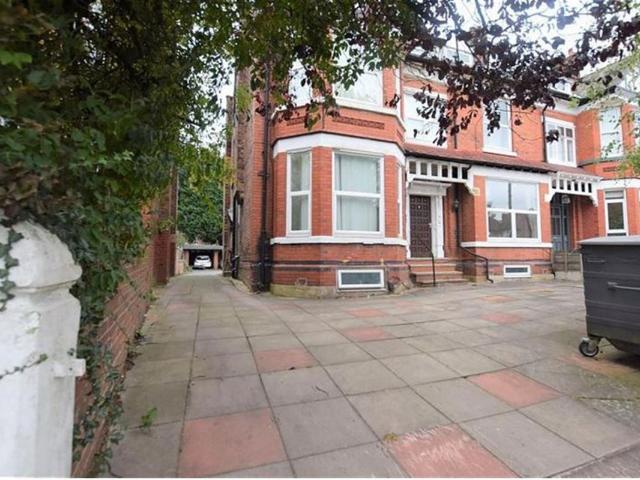 Lea Road, Stockport SK4, Studio to rent, £750 pcm | PrimeLocation