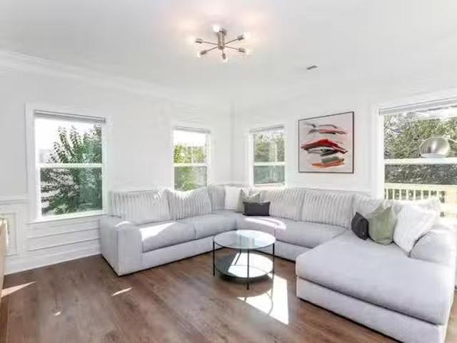 Lea View Avenue